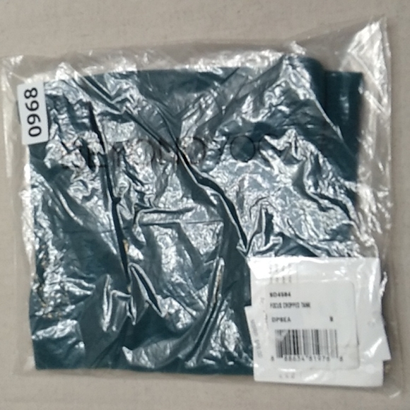 Beyond Yoga Teal Tank Top - Picture 6 of 6